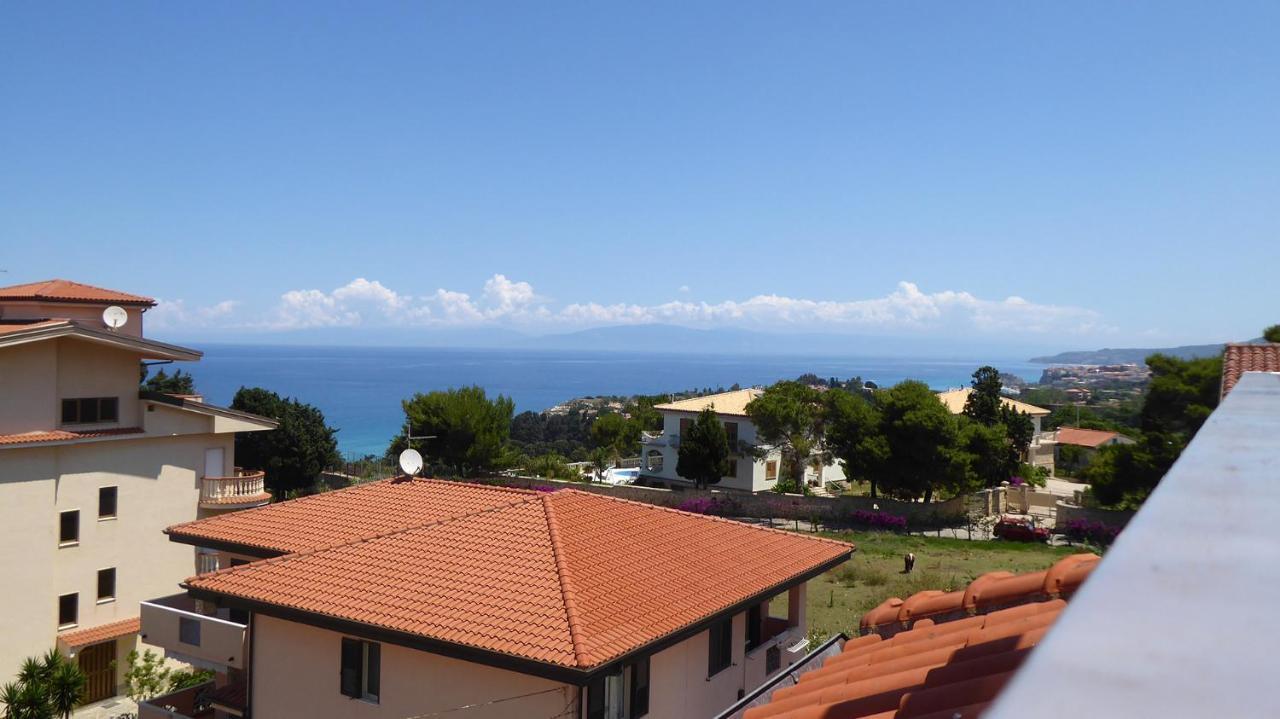 Appartamento Panoramico Santa Domenica Санта-Доменіка Екстер'єр фото