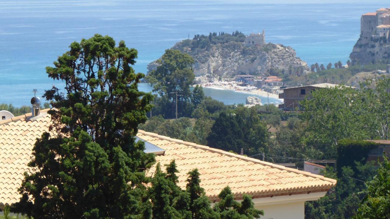 Appartamento Panoramico Santa Domenica Санта-Доменіка Екстер'єр фото